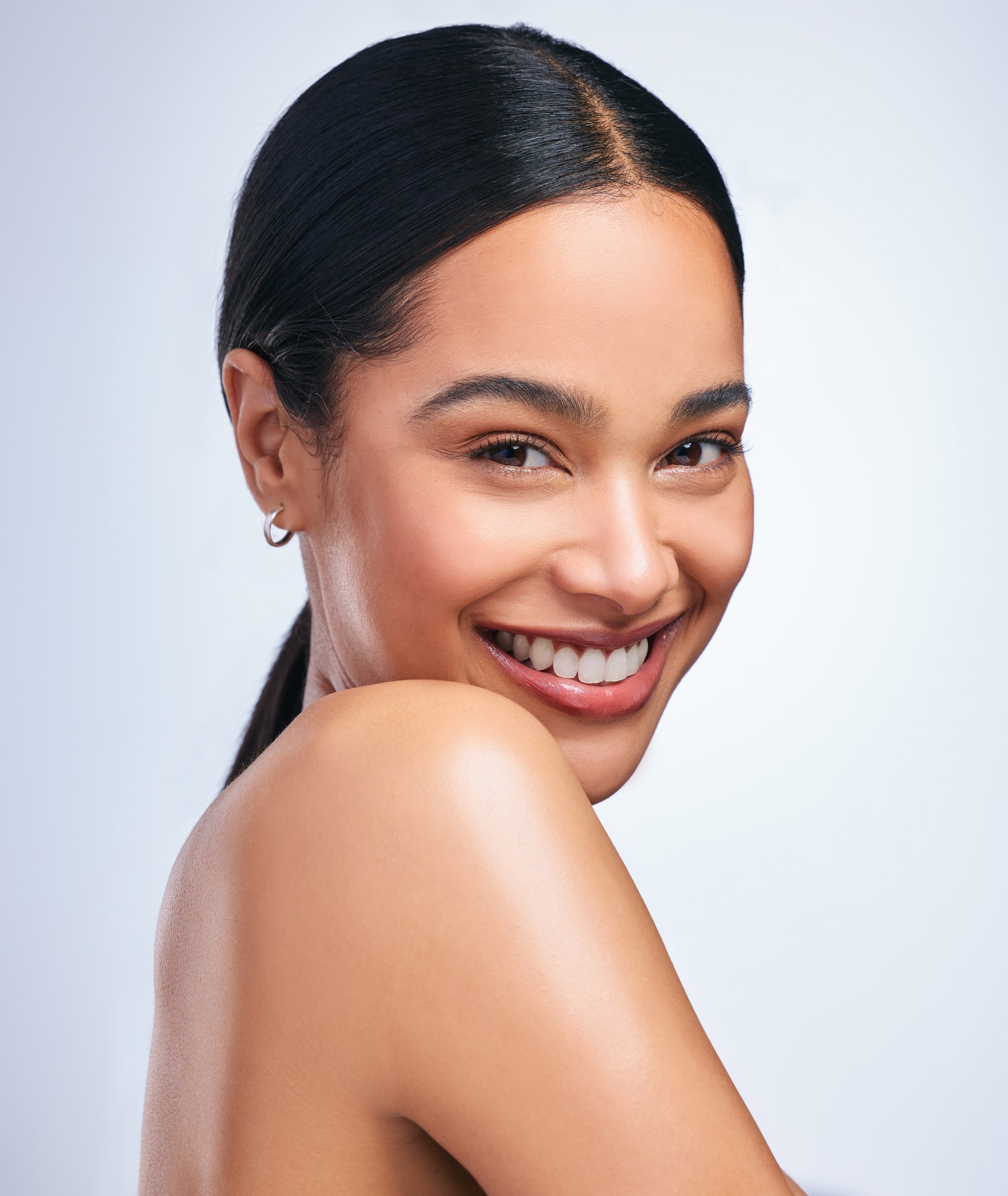 Healthy woman representing peptide therapy, recovery and longevity wellness in Miami